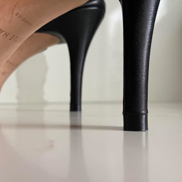 COLE HAAN Highline Black White Snake Print Leather Pointed Toe Slingback Pumps - Picture 9 of 10